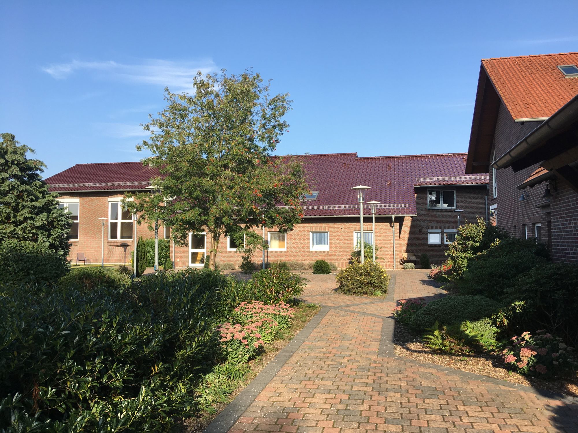 23_SZO_-_Aussen_Blickrichtung_MZH_fern